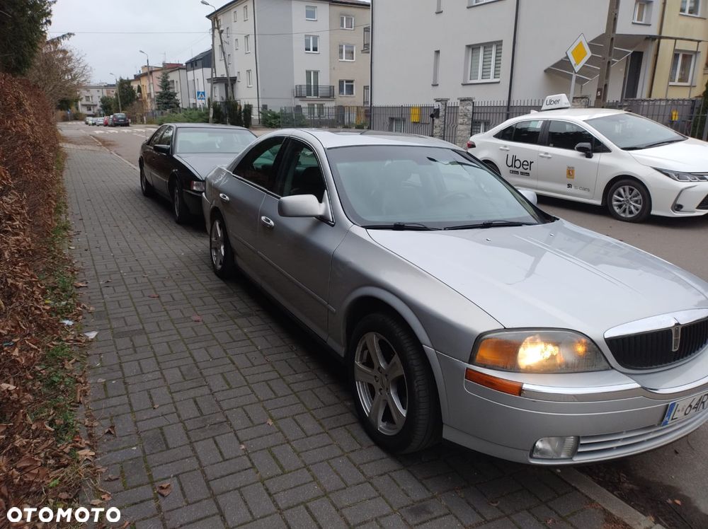 Lincoln LS - 13