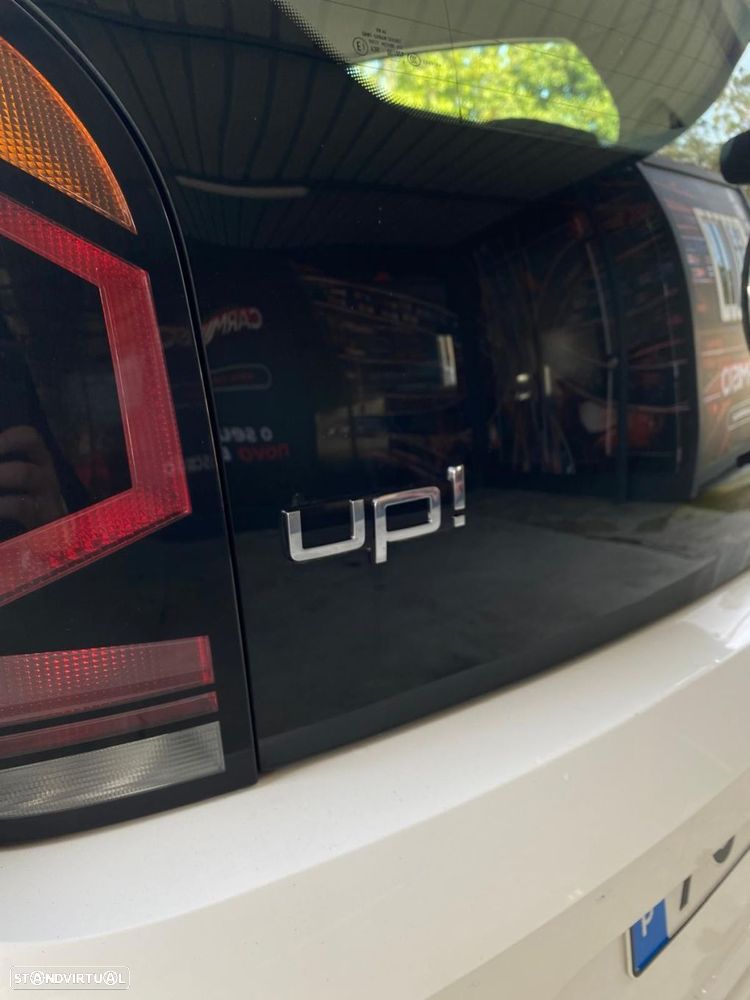 VW Up! - 12