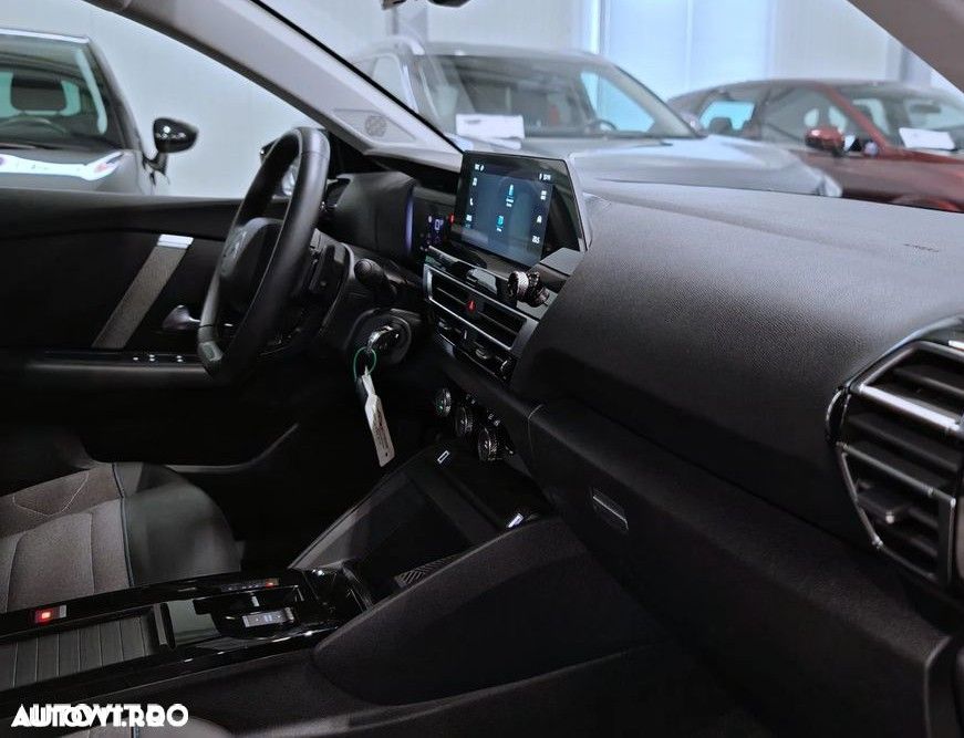 Citroën C4 PureTech 130 Stop&Start EAT8 FEEL PACK - 9