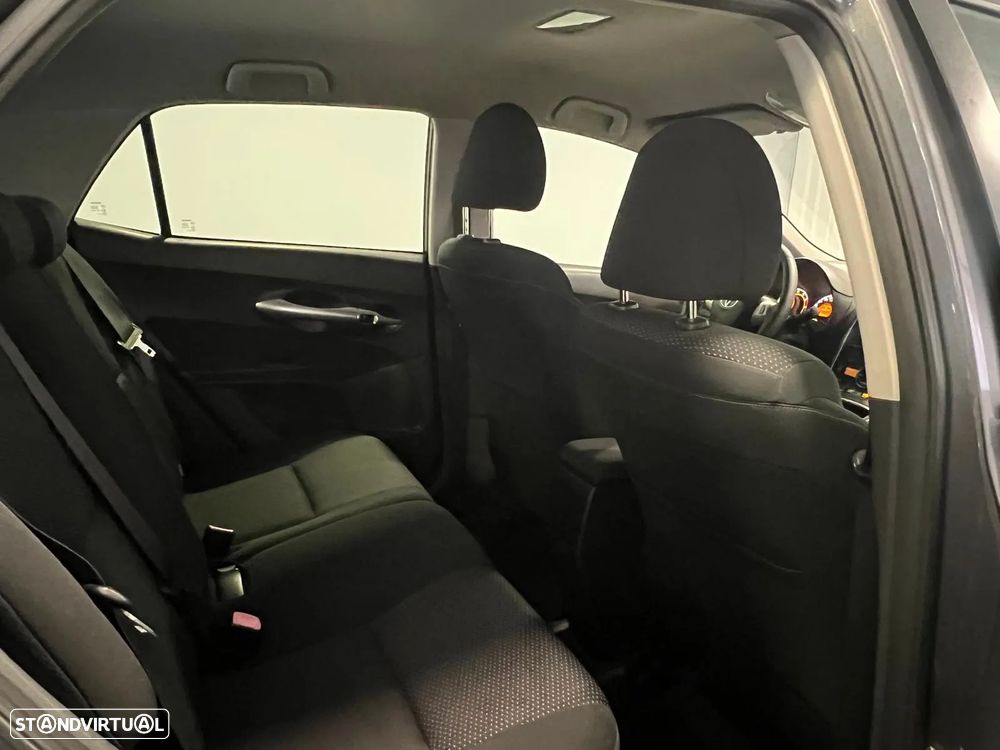 Toyota Auris 1.33 VVT-i ACtive - 21