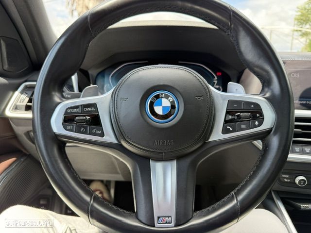 BMW 320 - 30