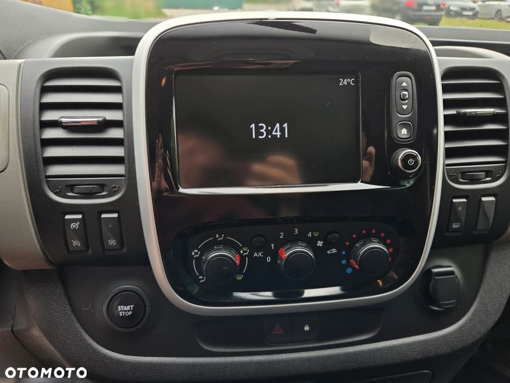 Renault Trafic - 16