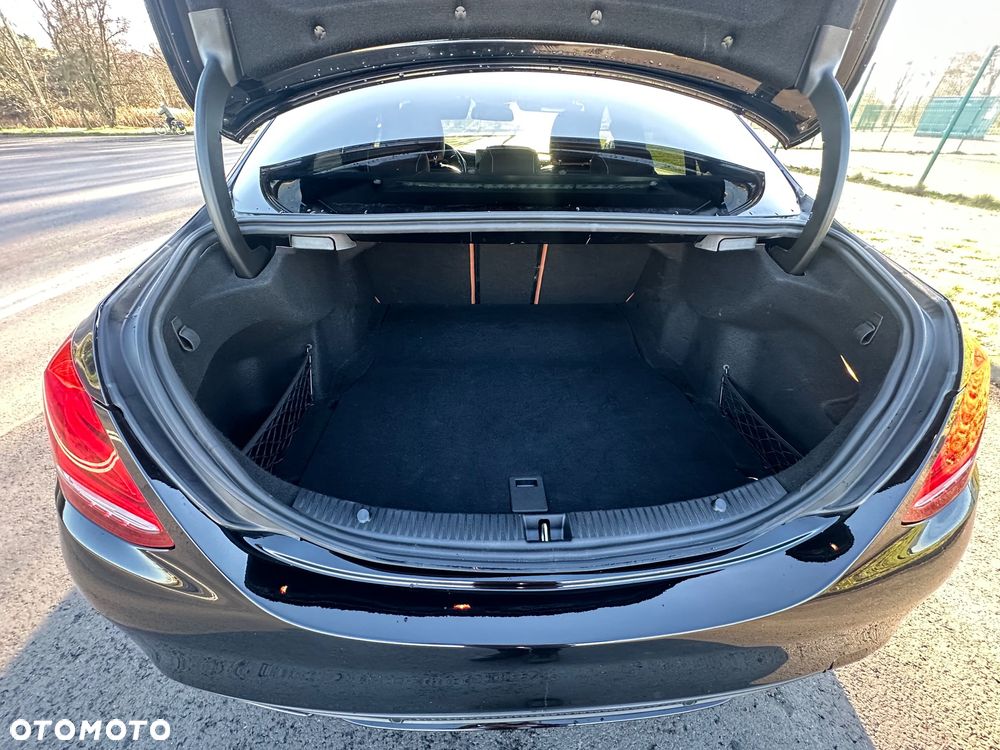 Mercedes-Benz Klasa C 450 AMG 4-Matic 7G-TRONIC - 17
