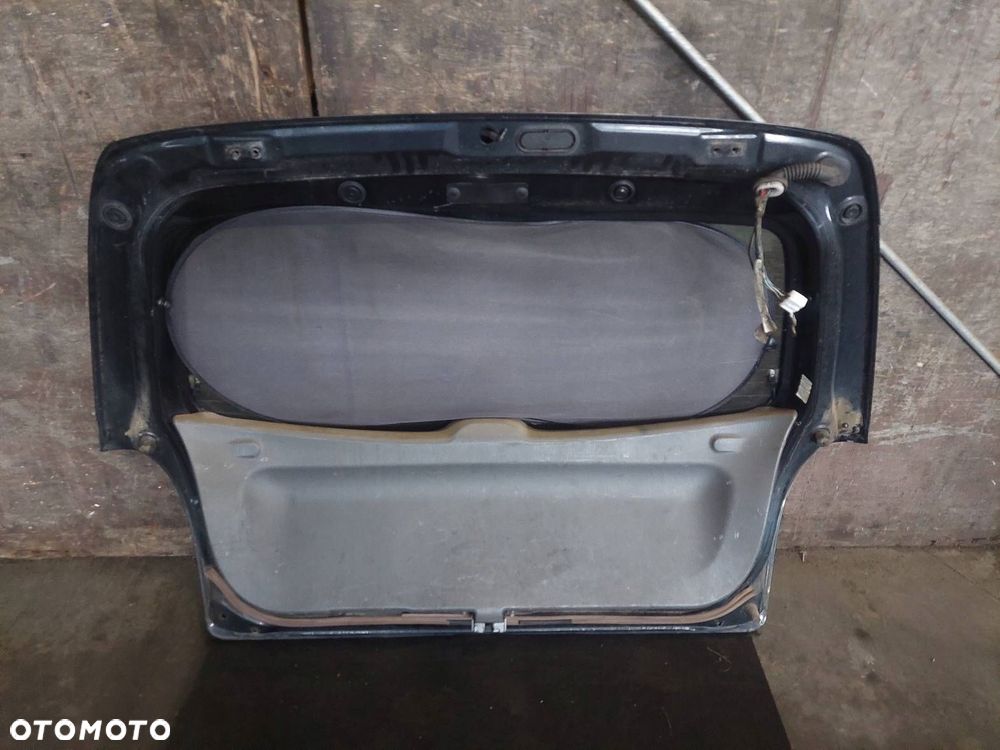 KLAPA BAGAŻNIKA MAZDA 323F BJ 16W - 4