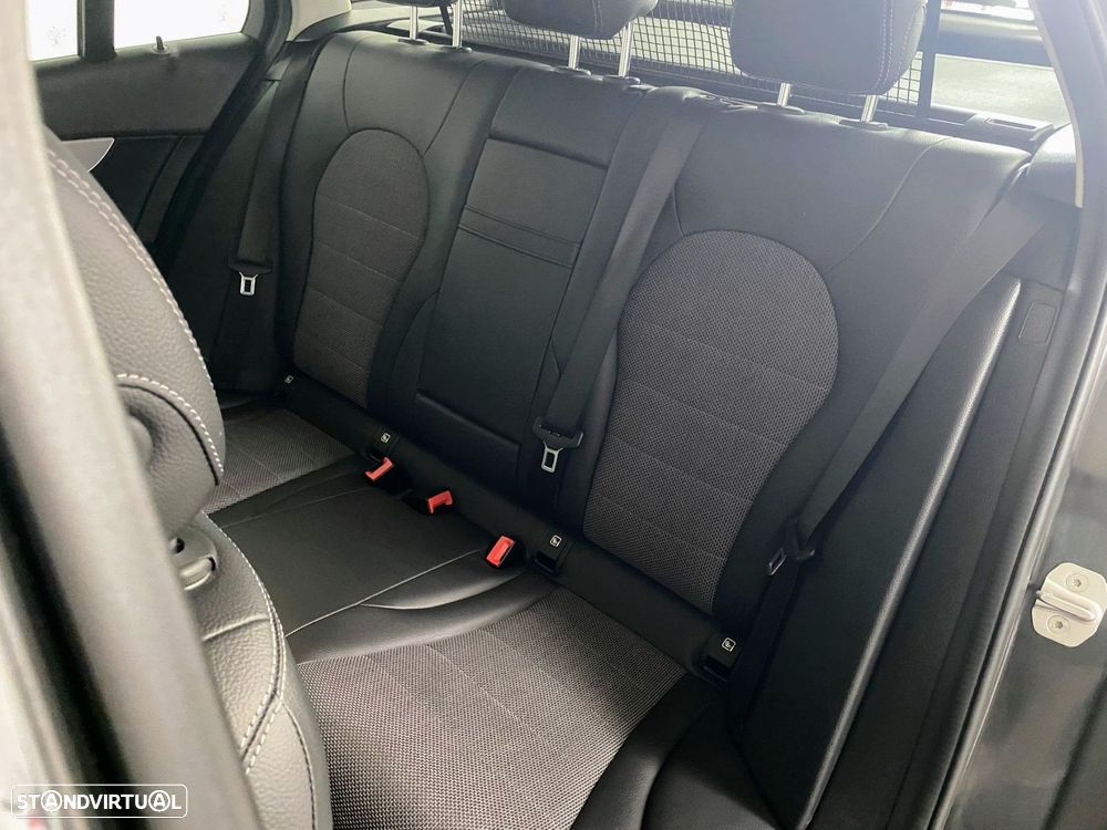 Mercedes-Benz C 300 de Avantgarde - 11