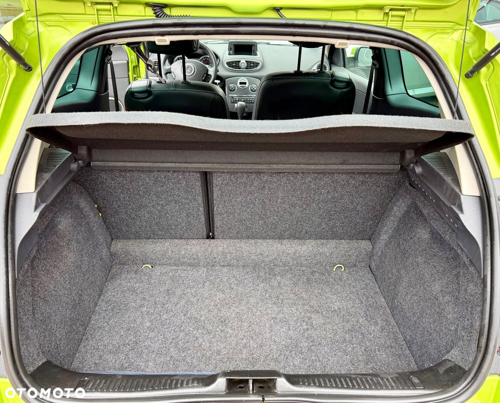 Renault Clio 1.6 16V Night&Day - 17