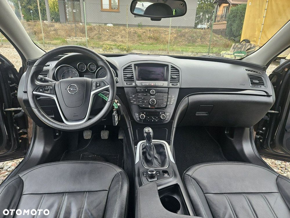 Opel Insignia - 12