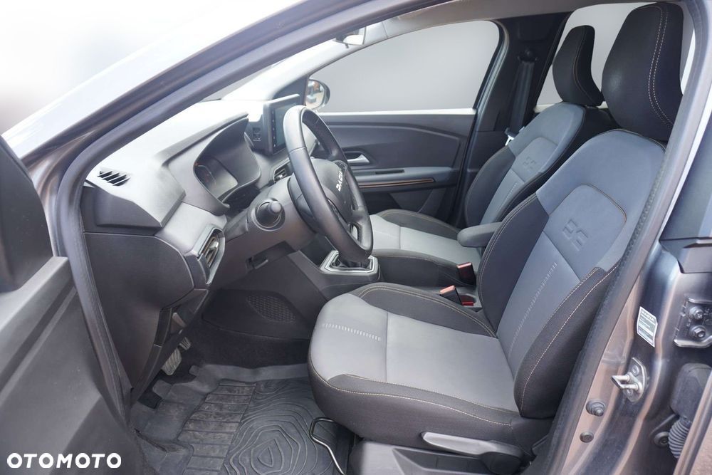 Dacia Jogger 1.6 Full Hybrid 140 Extreme+ MMT 7os - 15