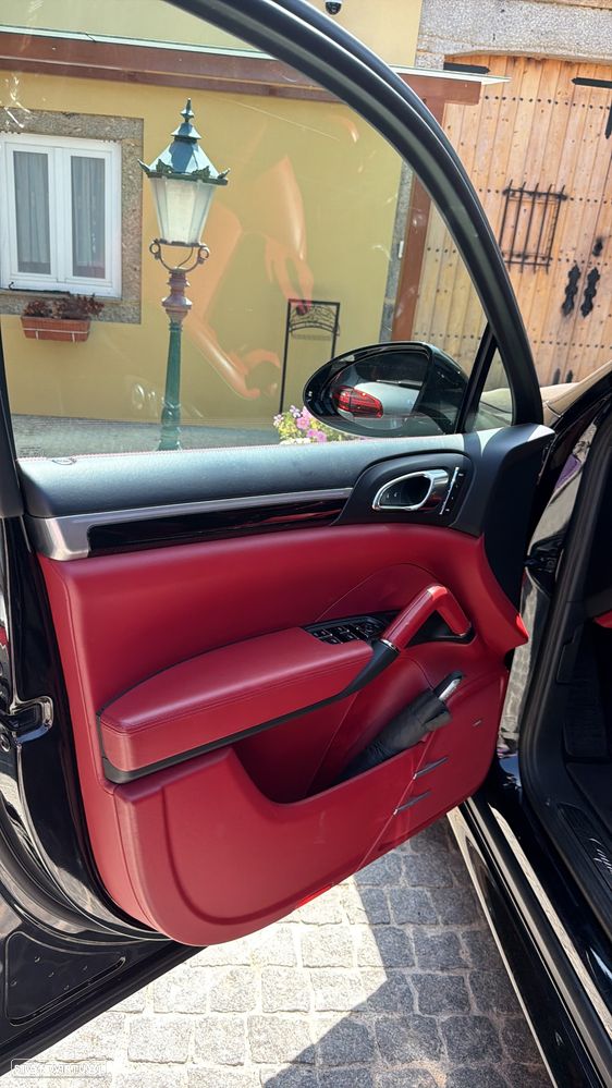 Porsche Cayenne S - 18