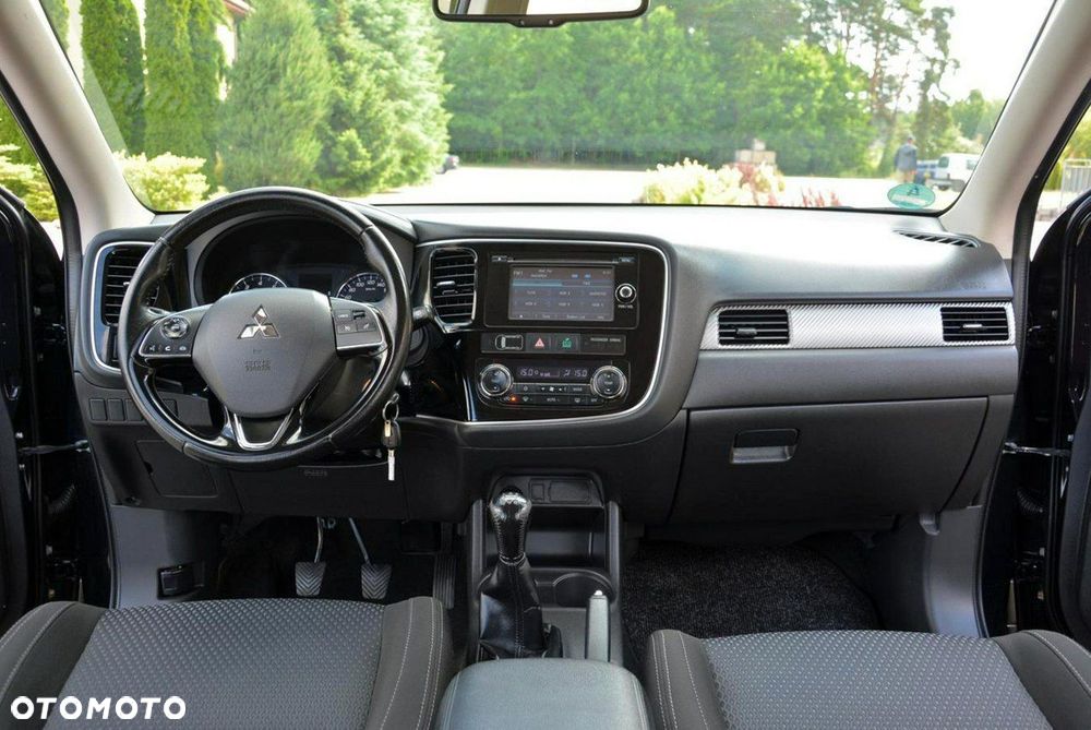 Mitsubishi Outlander 2.0 2WD Edition - 25