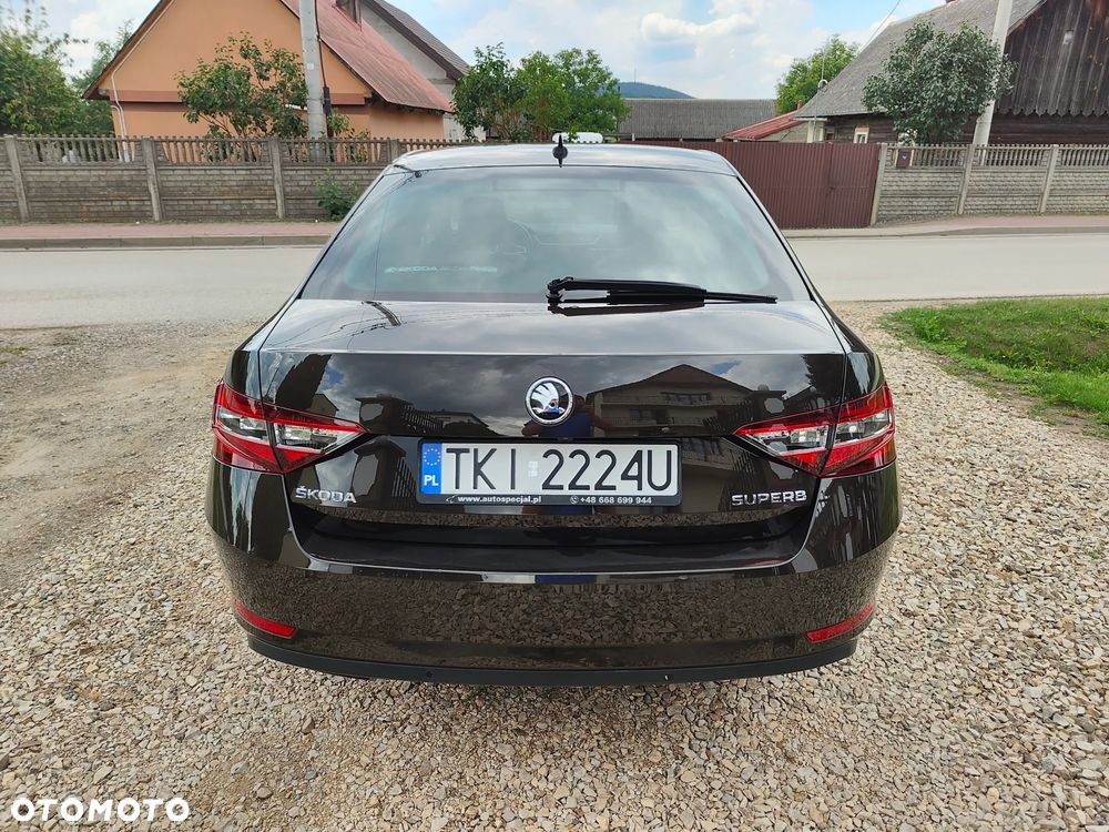 Skoda Superb 2.0 TDI L&K DSG - 4