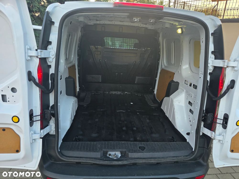 Ford Transit Connect - 11