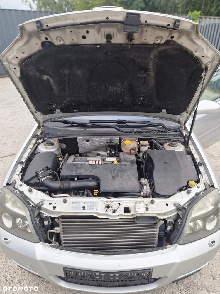 Opel Vectra 2.2 Elegance ActiveSelect - 32