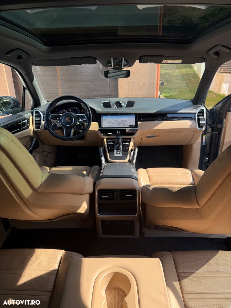Porsche Cayenne Standard - 15