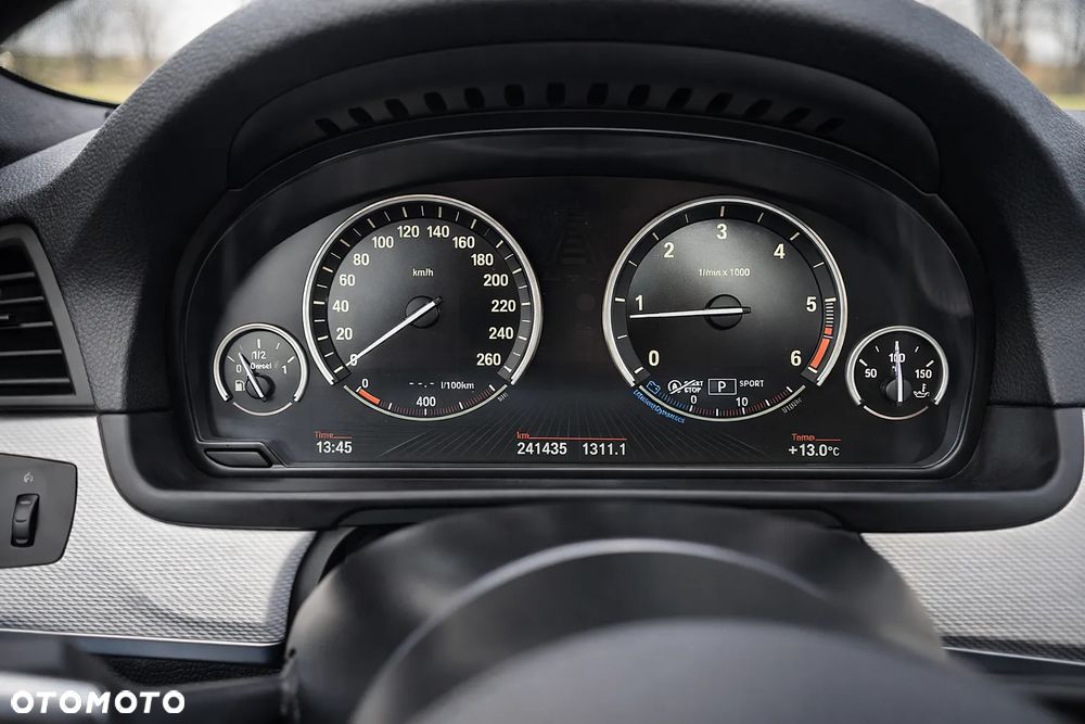 BMW Seria 5 520d - 5