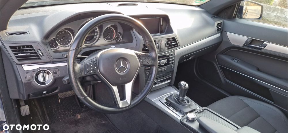 Mercedes-Benz Klasa E 350 CDI DPF BlueEFFICIENCY 7G-TRONIC Avantgarde - 10