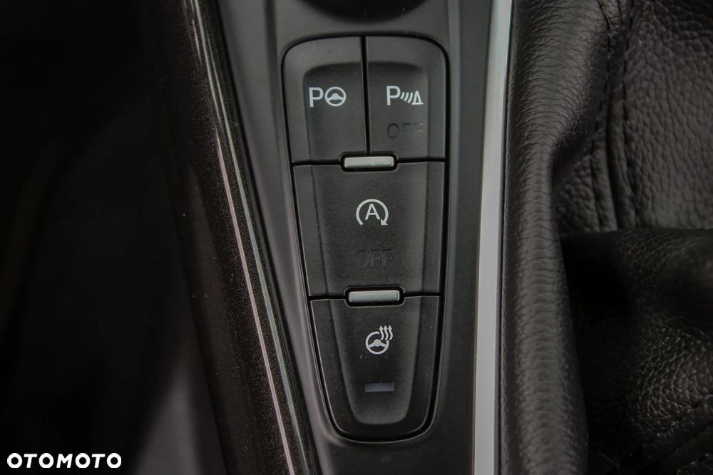 Ford Focus 1.5 EcoBoost Titanium Business - 36