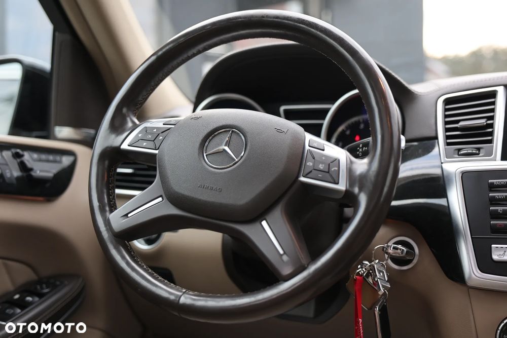 Mercedes-Benz GL 500 4-Matic - 5