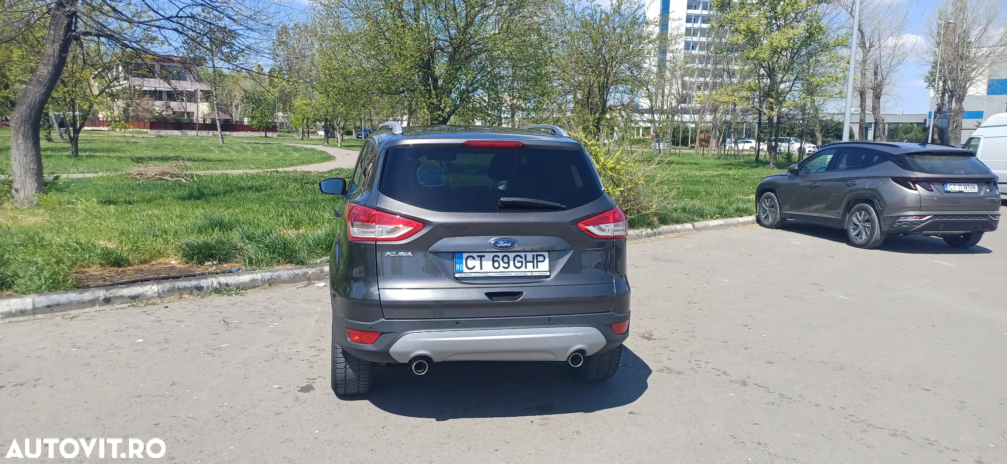 Ford Kuga 2.0 TDCi 4WD Powershift Titanium - 8