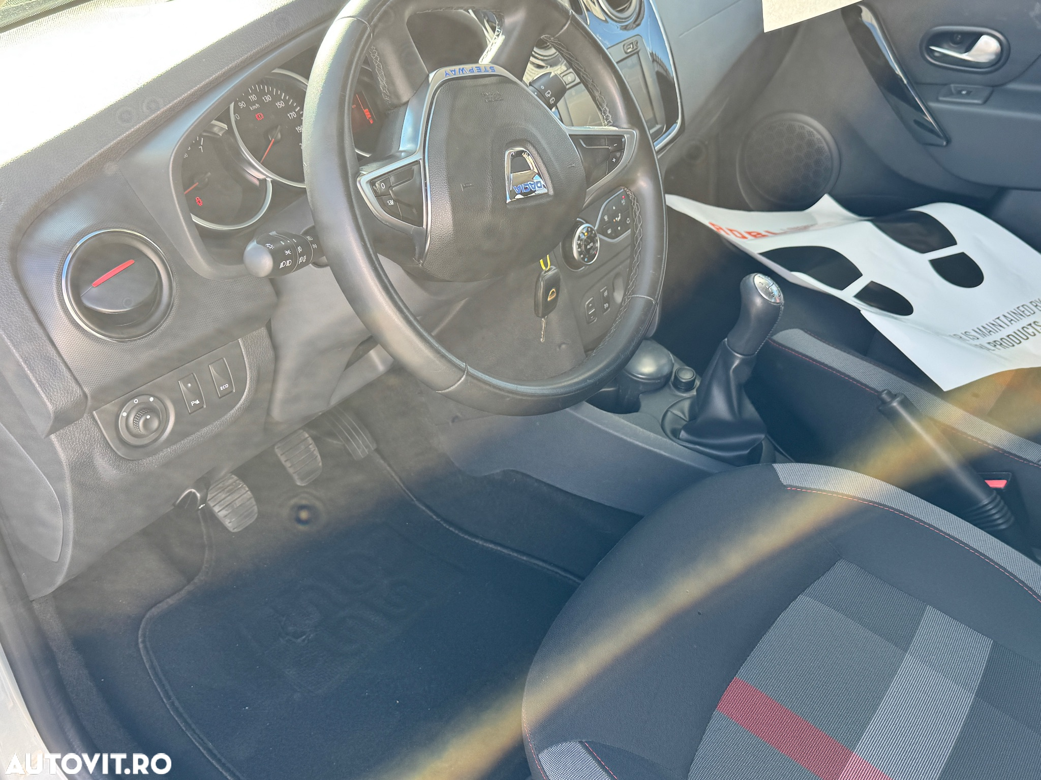 Dacia Sandero Stepway TCe 90 (S&S) Celebration - 12