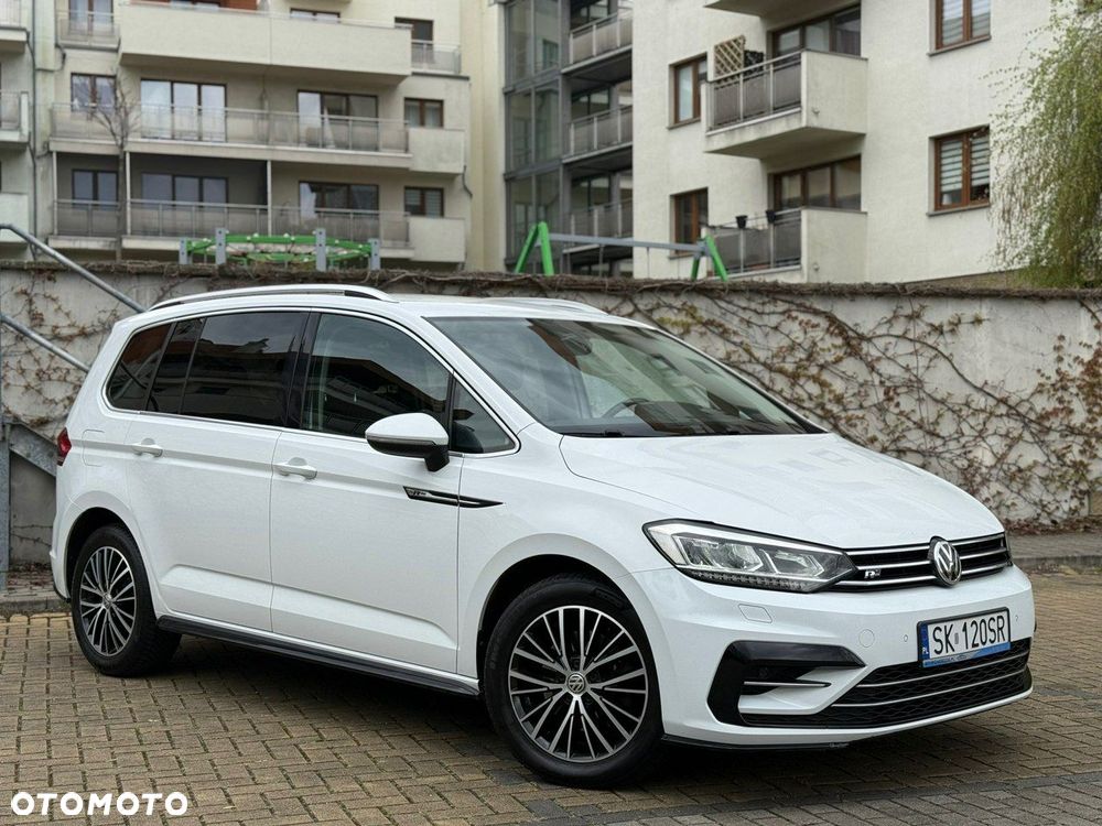 Volkswagen Touran - 4