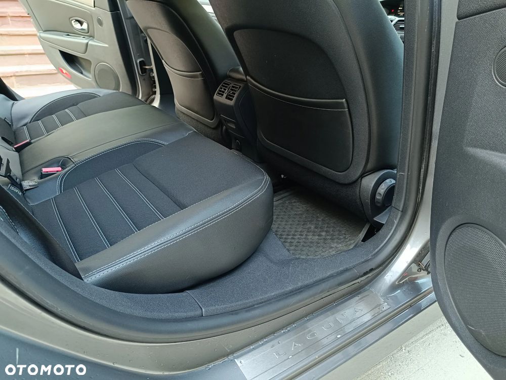Renault Laguna 2.0 dCi Tech Run ESM - 30