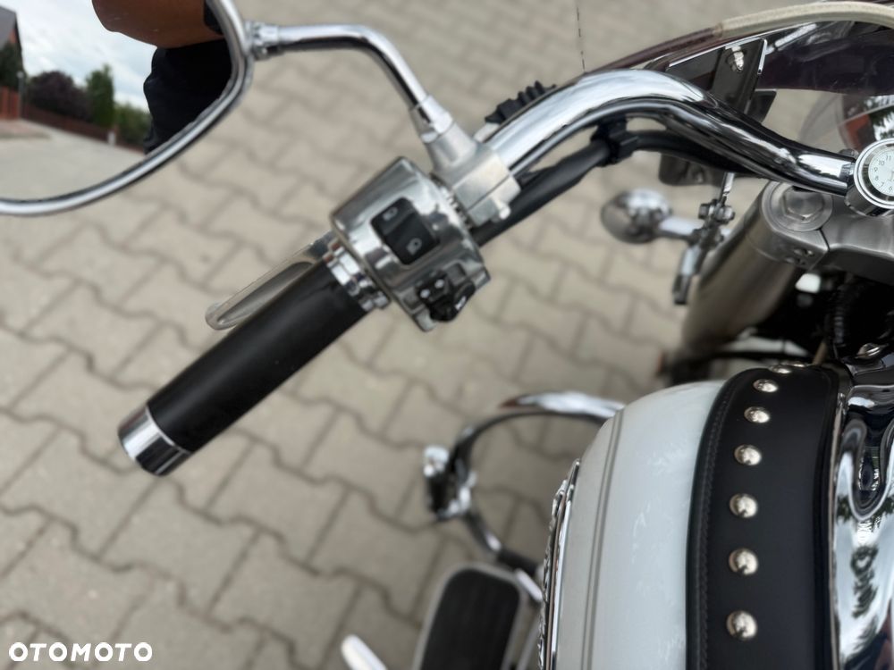 Yamaha Road Star - 24