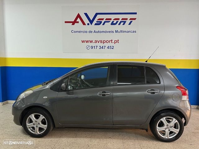 Toyota Yaris 1.0 VVT-i Comfort+P.Style - 6