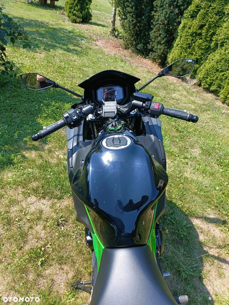 Kawasaki Ninja - 4