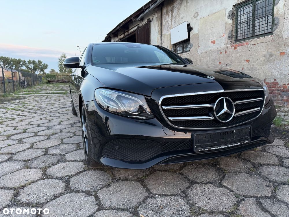 Mercedes-Benz Klasa E 220 d 9G-TRONIC Exclusive - 2
