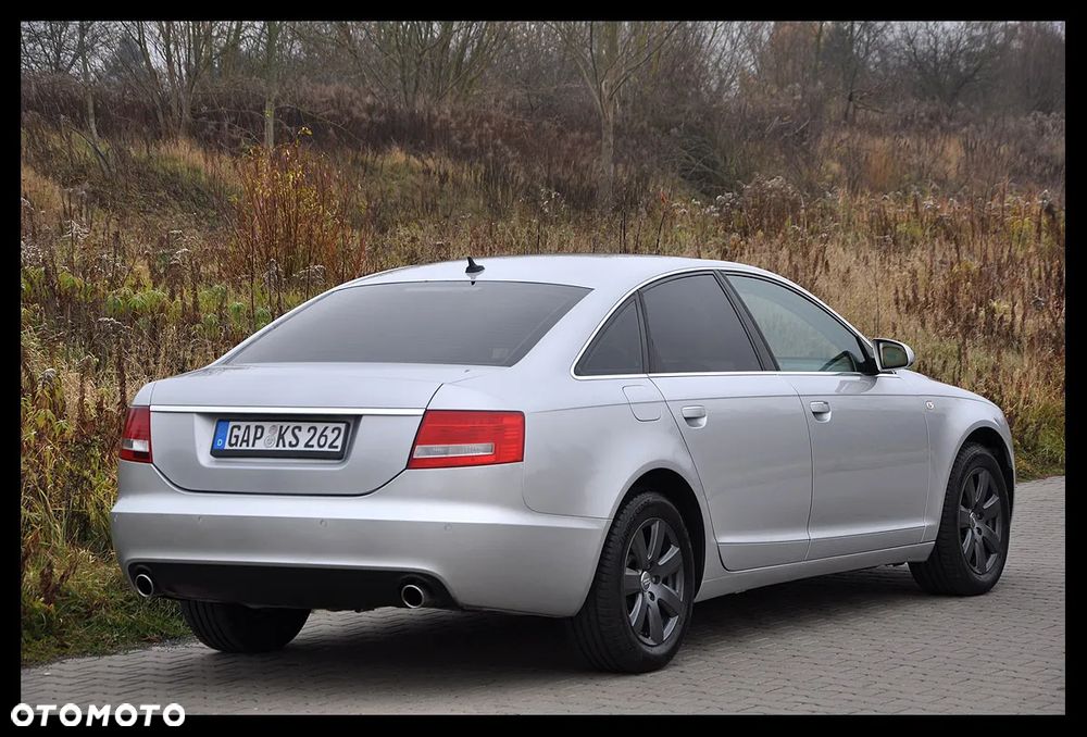 Audi A6 Limousine 2.4 - 15