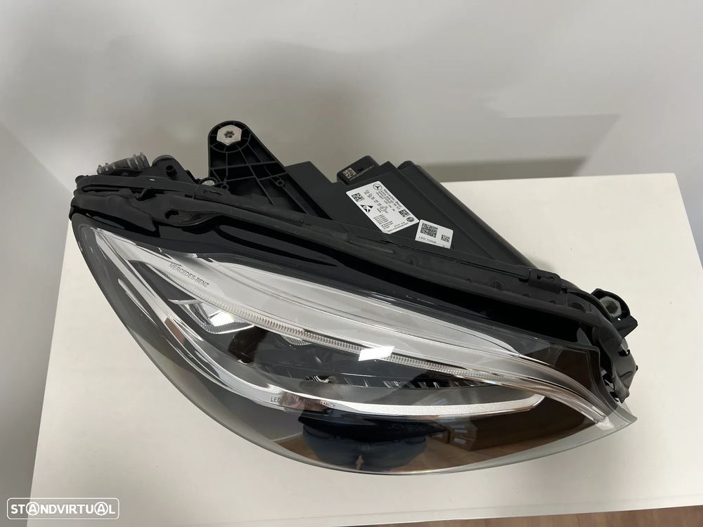 Farol Otica Original Mercedes Classe C W205 Led lado Direito - 3