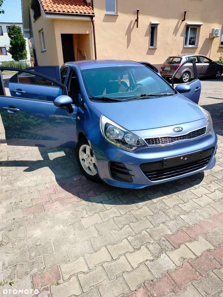 Kia Rio - 1