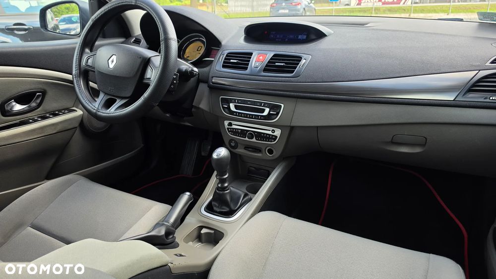 Renault Megane 1.5 dCi Alize - 11