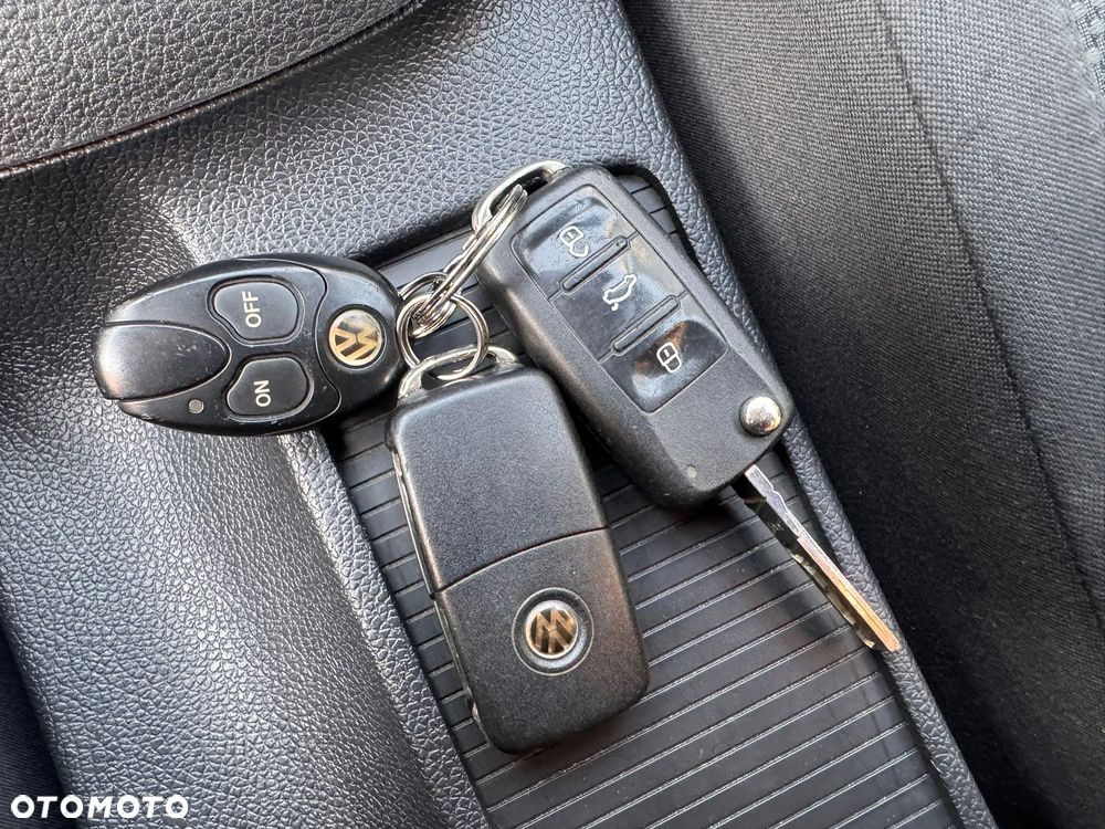 Volkswagen Golf 1.2 TSI BlueMotion Technology Comfortline - 17