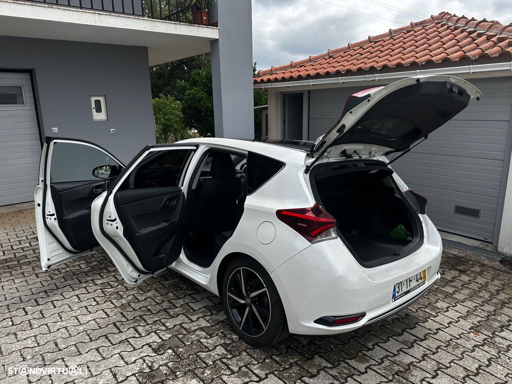 Toyota Auris 2017 photo 5