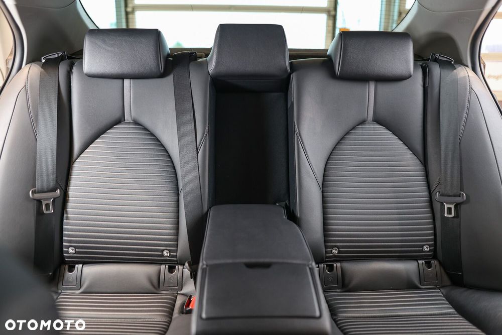 Toyota Camry 2.5 Hybrid Prestige CVT - 15