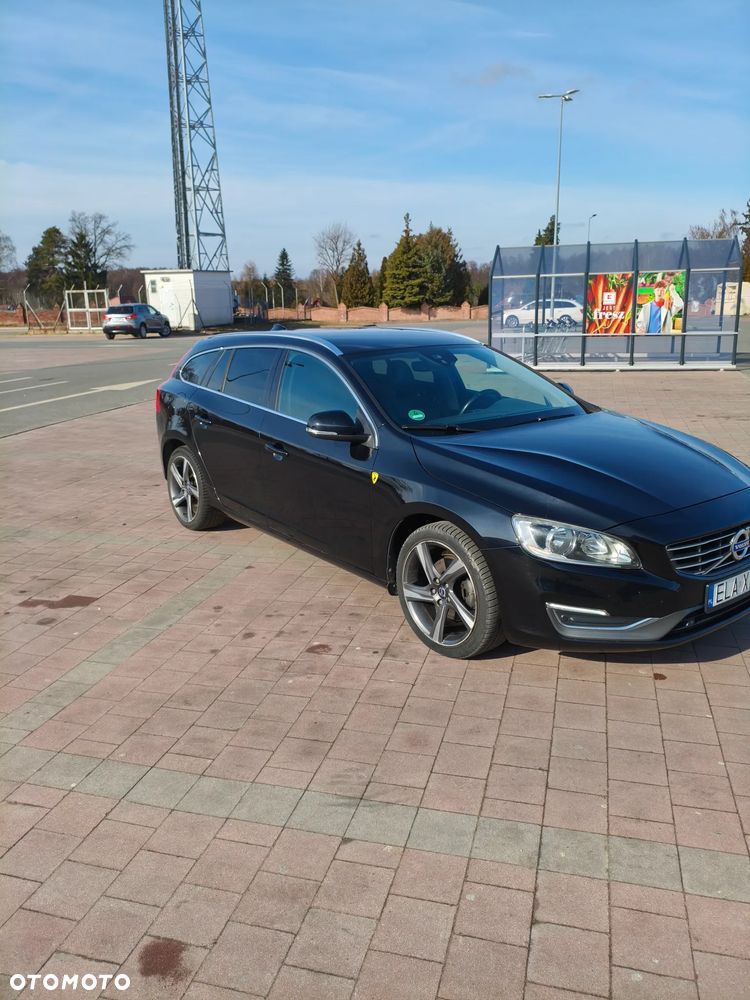 Volvo V60 D4 Drive-E R-Design Summum - 2