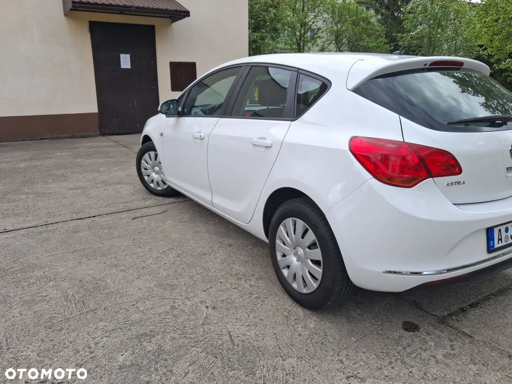 Opel Astra 1.6 Style - 4