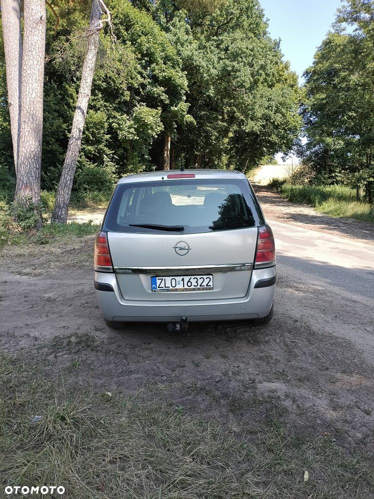 Opel Zafira - 8