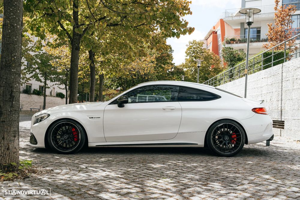 Mercedes-Benz C 63 AMG Standard - 11