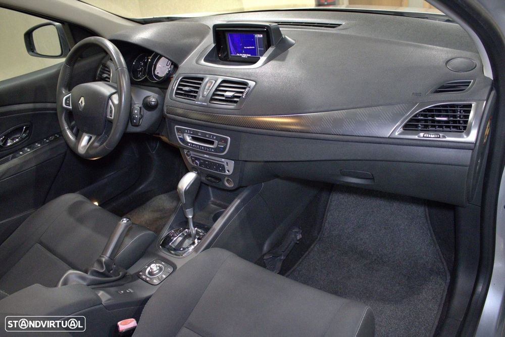 Renault Mégane 1.5 dCi Dynamique S EDC — fotografia 15