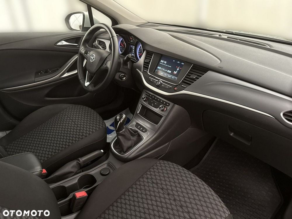 Opel Astra - 24