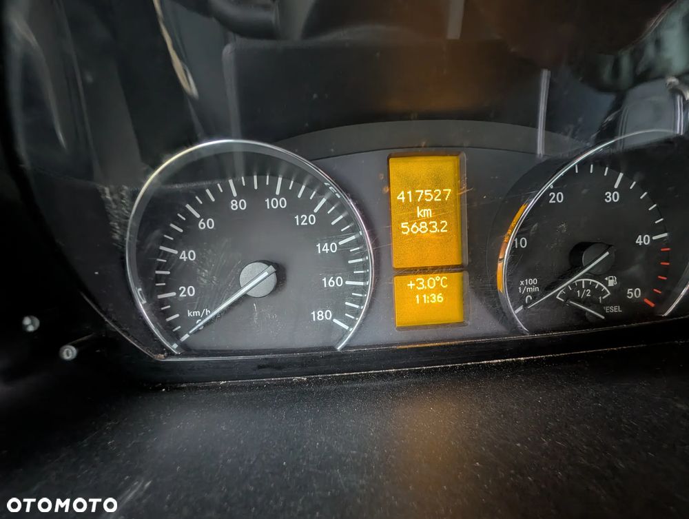 Mercedes-Benz Sprinter - 6