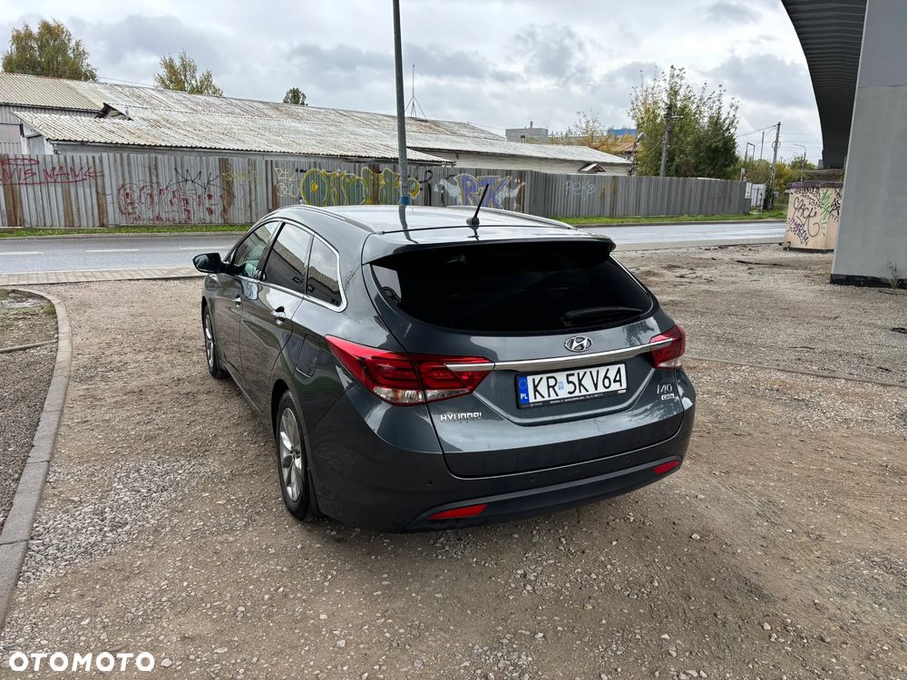 Hyundai i40 1.7 CRDi Comfort DCT - 5