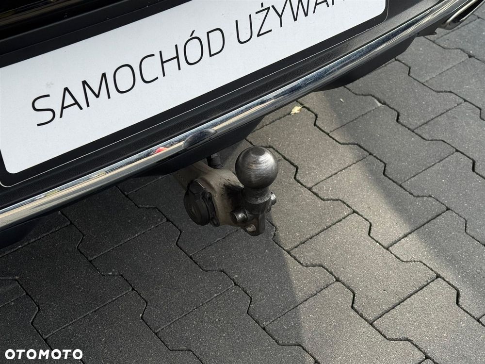 Mercedes-Benz GLC - 24