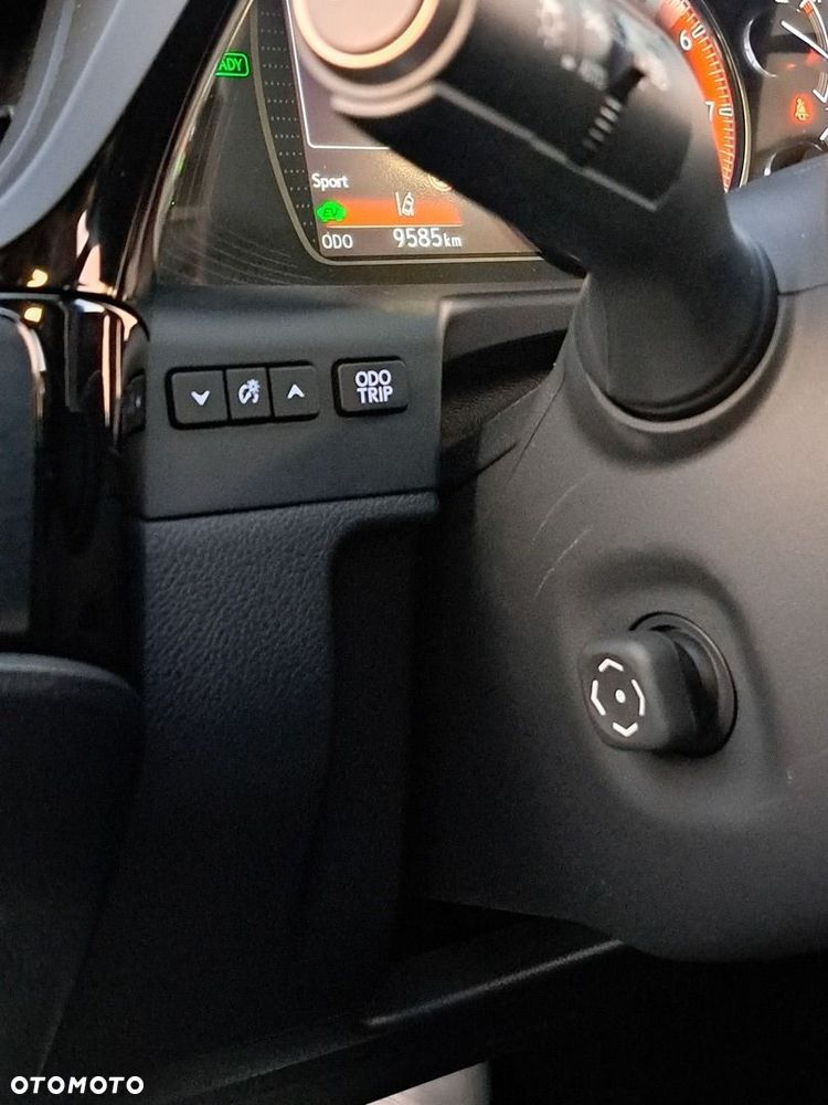 Lexus ES 300h Business Edition - 15