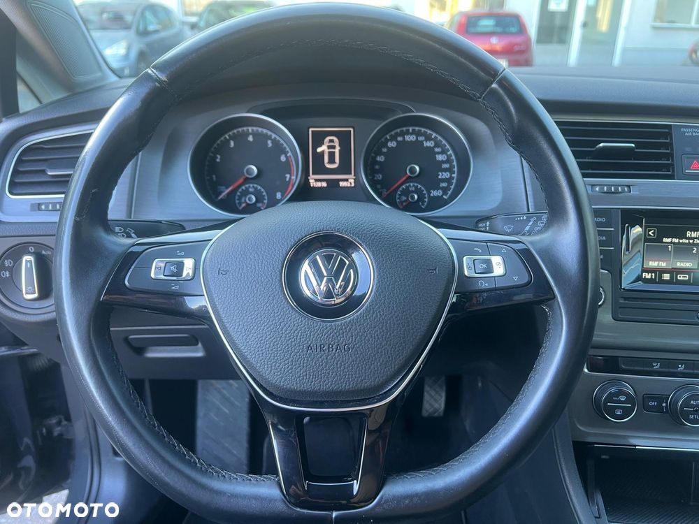 Volkswagen Golf VII 1.2 TSI BMT Comfortline - 17