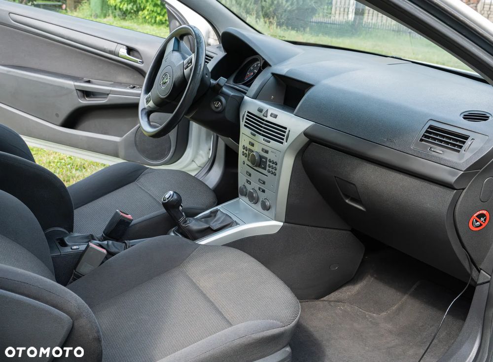 Opel Astra 1.4 111 - 5