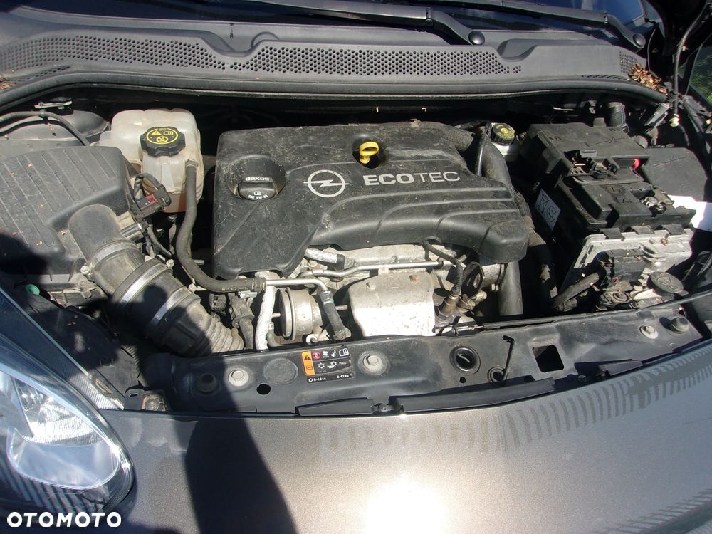 Opel Adam 1.0 T SIDI Jam S&S - 11
